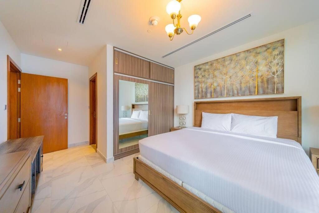 Millennium Binghatti, Business Bay - Mint Stay Dubai Exterior photo